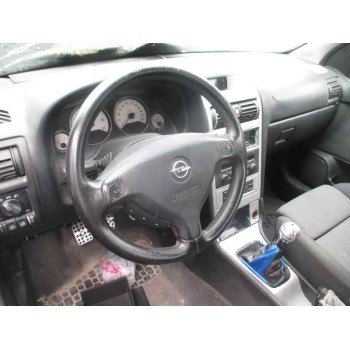 opel astra g berlina del año 2002