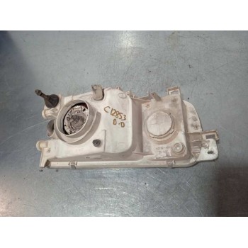 Recambio de faro derecho para nissan serena (c23m) 2.3 diesel referencia OEM IAM 260158C002 SOPORTE TOCADO MONOPTICA