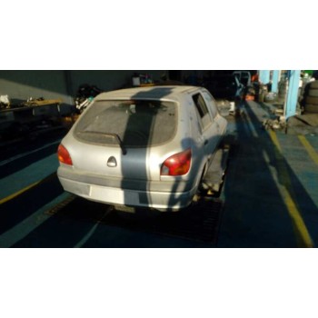 ford fiesta berlina (dx) del año 2002
