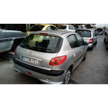peugeot 206 berlina del año 2005
