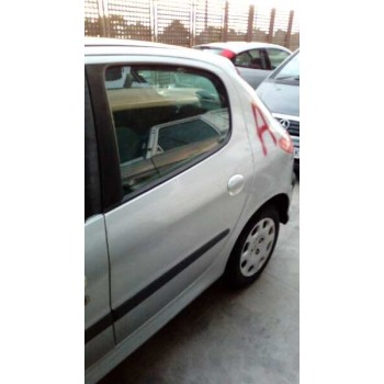 peugeot 206 berlina del año 2005