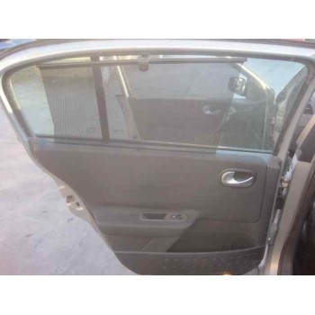 renault megane ii classic berlina del año 2003