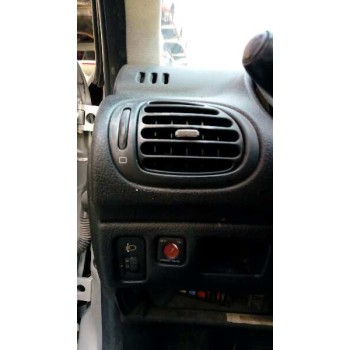 peugeot 206 berlina del año 2005