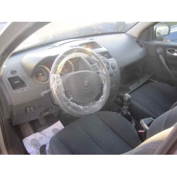 renault megane ii classic berlina del año 2003