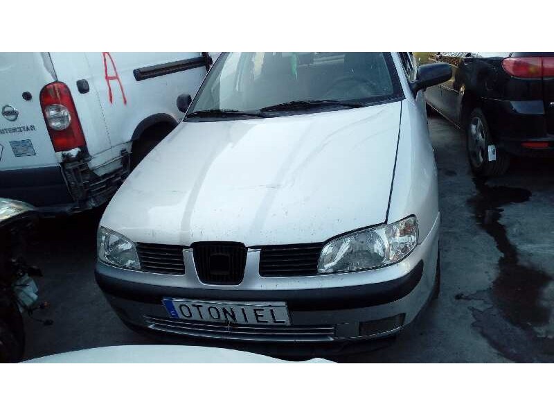 seat ibiza (6k1) del año 2001