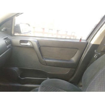 opel astra g berlina del año 2002