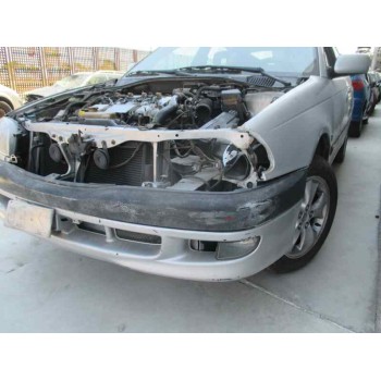 toyota avensis berlina (t 22) del año 2000