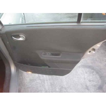 renault megane ii classic berlina del año 2003