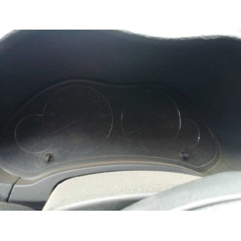 toyota avensis berlina (t25) del año 2005