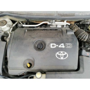 toyota avensis berlina (t25) del año 2005