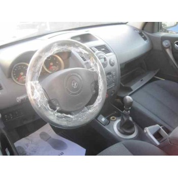 renault megane ii classic berlina del año 2003