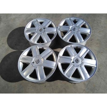 renault megane ii classic berlina del año 2003