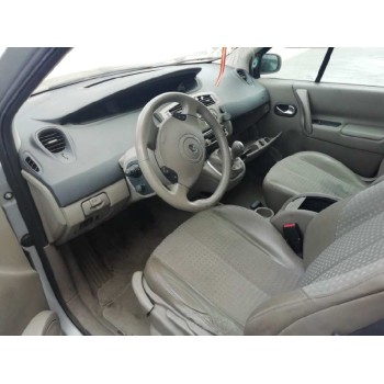 renault scenic ii del año 2006