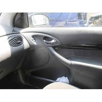 ford focus berlina (cak) del año 2002