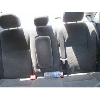 ford focus berlina (cak) del año 2002