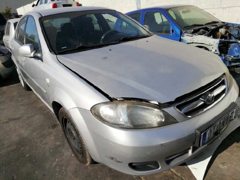 daewoo lacetti del año 2004