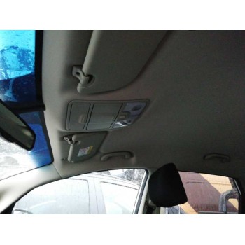 kia carens ( ) del año 2014