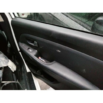 kia carens ( ) del año 2014