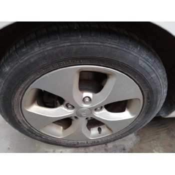 kia carens ( ) del año 2014