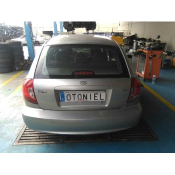 kia rio del año 2004