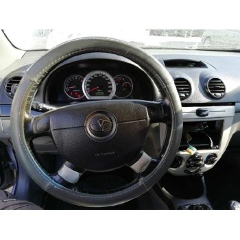 daewoo lacetti del año 2004