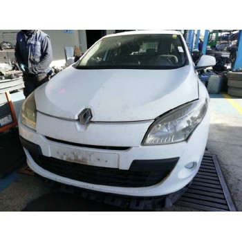 renault megane iii berlina 5 p del año 2009