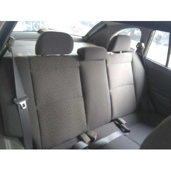 kia rio del año 2004