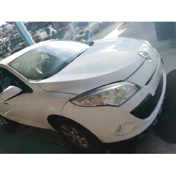 renault megane iii berlina 5 p del año 2009