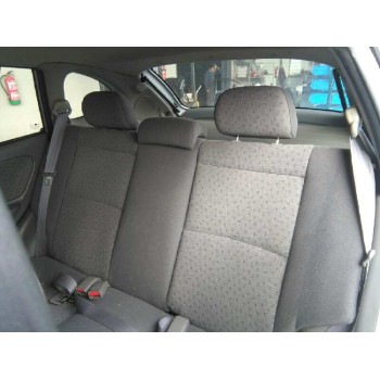 kia rio del año 2004