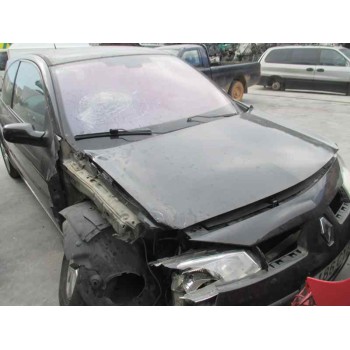 renault megane ii berlina 3p del año 2004