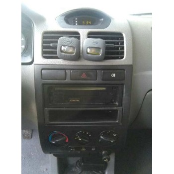 kia rio del año 2004