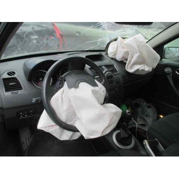 renault megane ii berlina 3p del año 2004