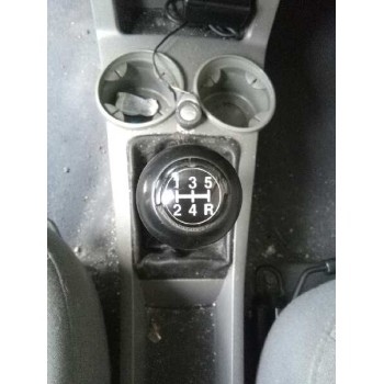 kia rio del año 2004