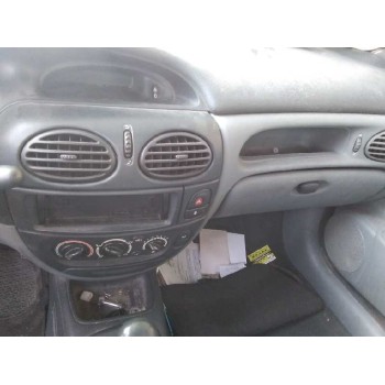 renault megane i classic (la0) del año 1998