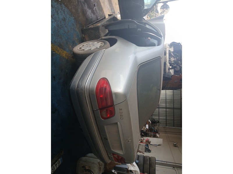 MERCEDES-BENZ CLASE E (W210)