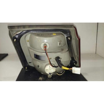 Recambio de piloto trasero derecho interior para kia carens 2.0 crdi ex monovolumen referencia OEM IAM   INTERIOR