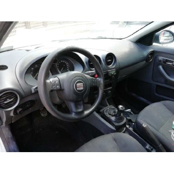 seat ibiza (6l1) del año 2008