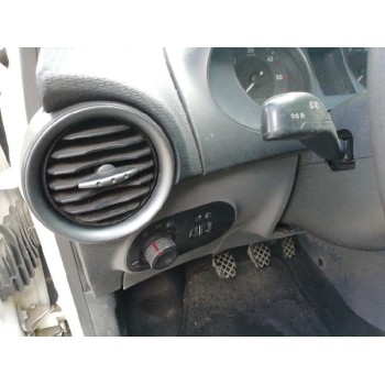 seat ibiza (6l1) del año 2008