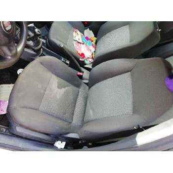 seat ibiza (6l1) del año 2008