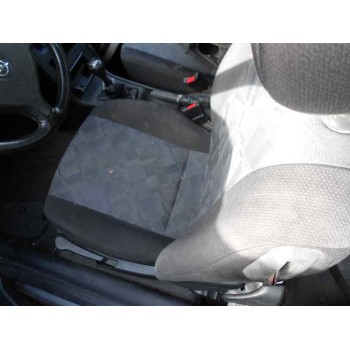 opel astra g berlina del año 2001