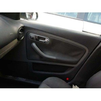 seat ibiza (6l1) del año 2008