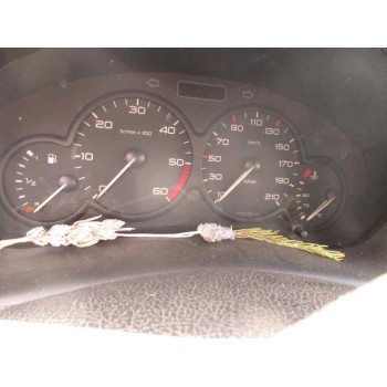 peugeot 206 berlina del año 2000