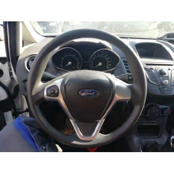 ford fiesta (ccn) del año 2013