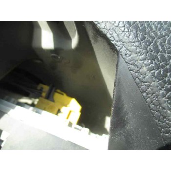 peugeot 206 berlina del año 2000