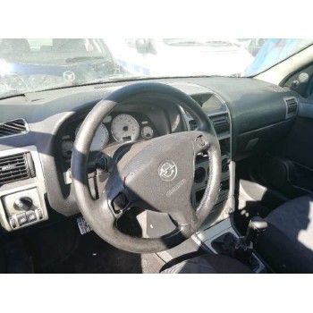 opel astra g berlina del año 2000