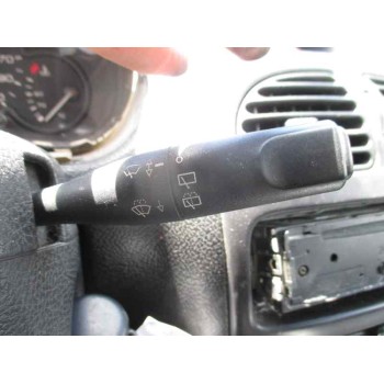 peugeot 206 berlina del año 2000