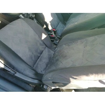 opel astra g berlina del año 2000