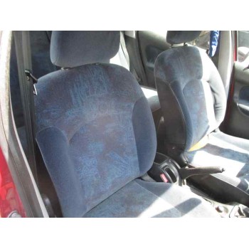 peugeot 206 berlina del año 2000