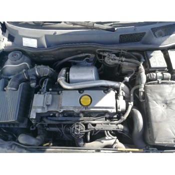 opel astra g berlina del año 2000