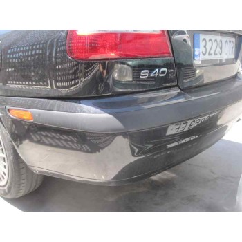 volvo s40 berlina del año 2004